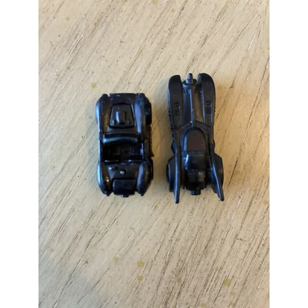 2 VTG 1990s Toy Cars 91 Batman Batmobile 95 Dark Rider Micro Machine Hot Wheels?
